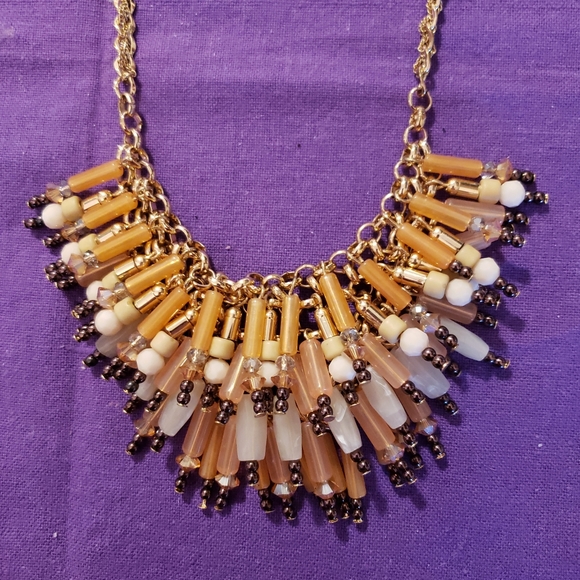 LYDELL NYC Bib Necklace - Picture 1 of 5